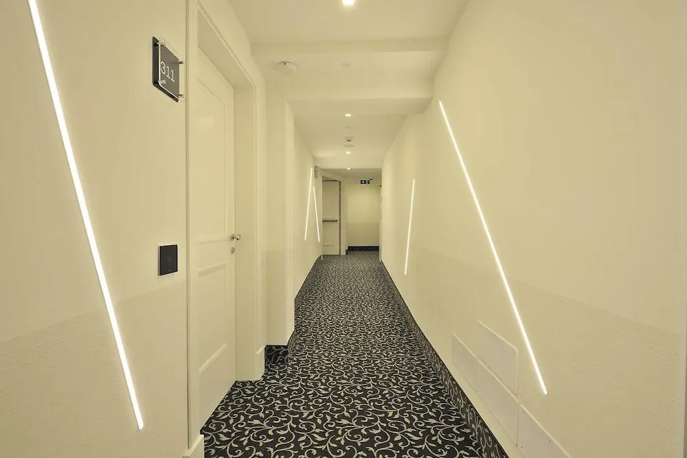 Al Theatro Palace Venecia Hotel